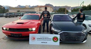 Gümrük muhafaza ekipleri 187 milyon liralık kaçak lüks araçlara el koydu