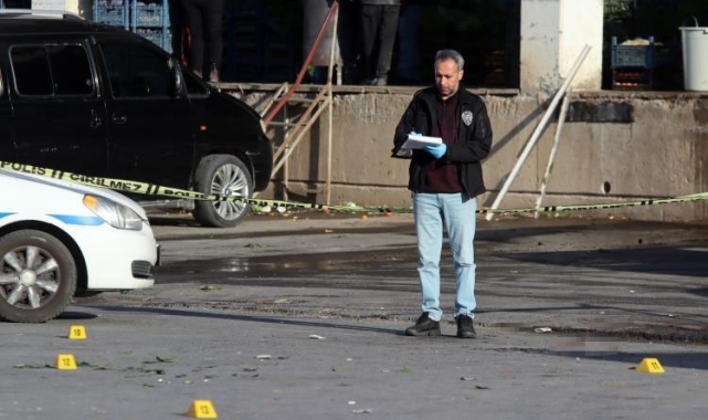 Hal kompleksindeki kanlı karşılaşmada ağır yaralanan şahıs hayatını kaybetti