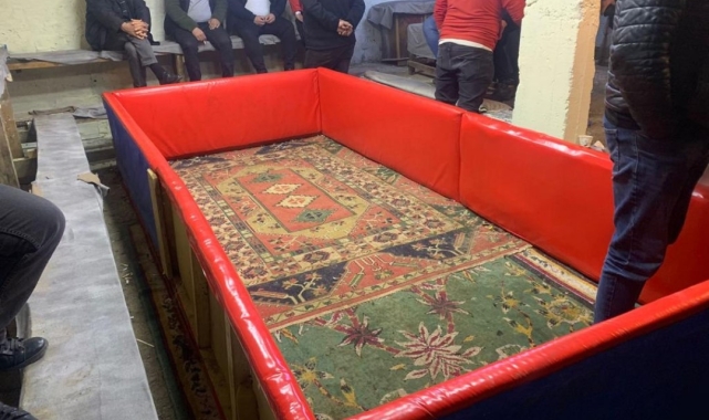 Hayvanları koruma derneği lokalinde horoz dövüştüren 36 kişiye toplam 145 bin 980 TL ceza