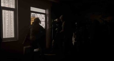 Hırsızlık çetesi aynı aileden çıktı...3.5 milyonluk vurgun yapan çeteyi Bursa polisi çökertti