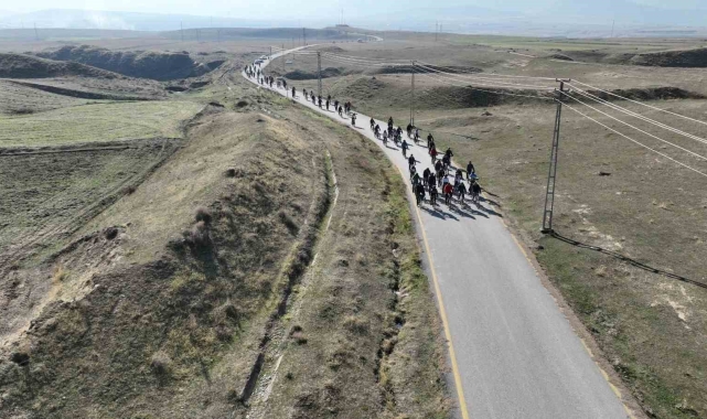 İpekyolu'nda "PedalVan" projesiyle sağlıklı yaşam desteklendi