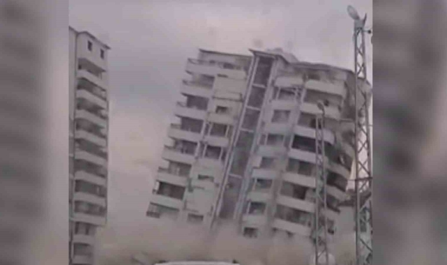 İş makinesinin darbesiyle 10 katlı bina yerle bir oldu