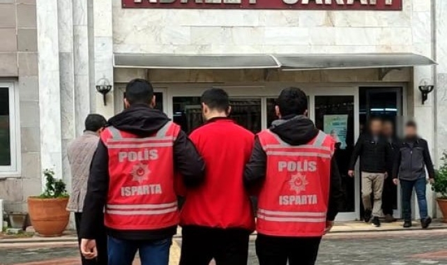 Isparta'da 35 yıl hapis cezasıyla aranan şahıs yakalandı