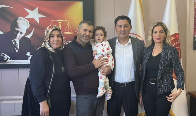 İzmir'e tayini çıkan Başsavcıya Zehra bebekten veda ziyareti