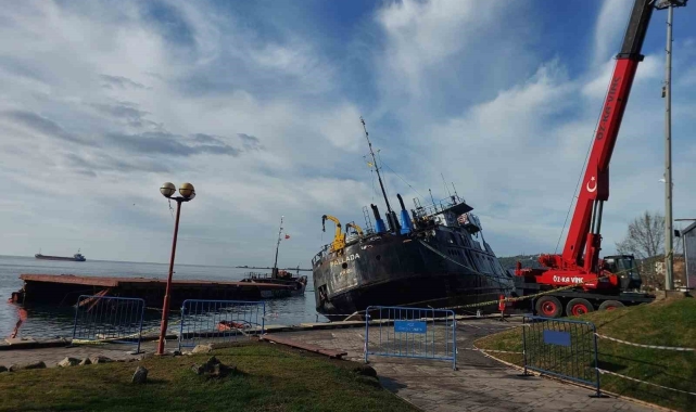 Kafkametler'in kayıp 7 mürettebatını arama çalışmaları sürüyor