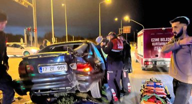 Kamyon otomobile çarptı, araçta sıkışan sürücüyü itfaiye ekipleri kurtardı