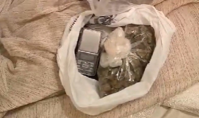 Karı-koca zehir tacirleri polise yakalandı