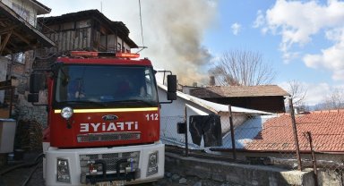 Köyde çıkan yangın büyümeden söndürüldü