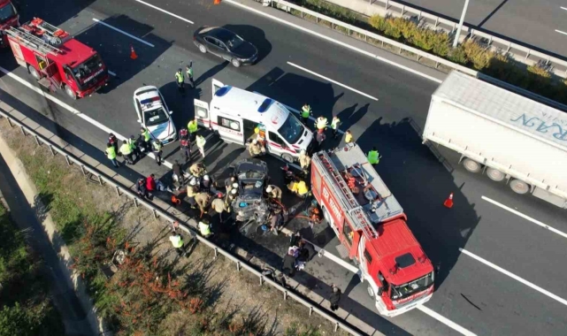 Kuzey Marmara Otoyolu'nda feci kaza: 6 yaralı