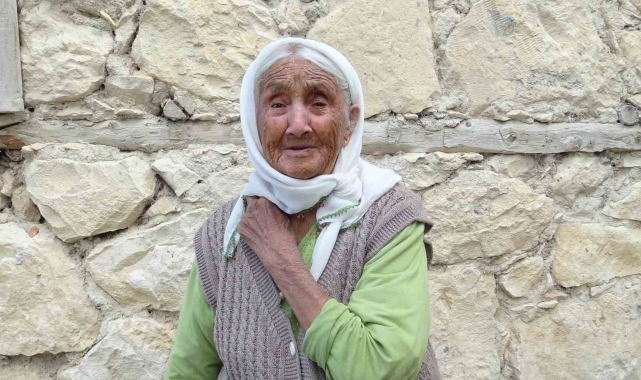Madende oğlunu, Covid-19'dan eşini kaybeden Ayşe Gökçe de hayatını kaybetti