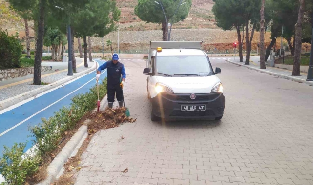 Marmaris'te yağmur mesaisi