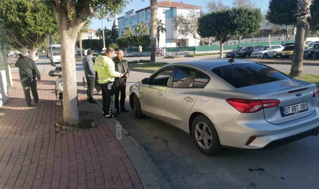 Motosiklet ile otomobil çarpıştı: 1 yaralı