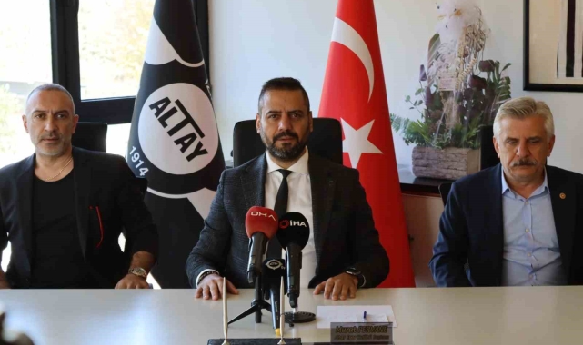 Murat Pervane: "Altay, 110 yıllık ulu bir çınardır, yalnız bırakılmaması gerekir"