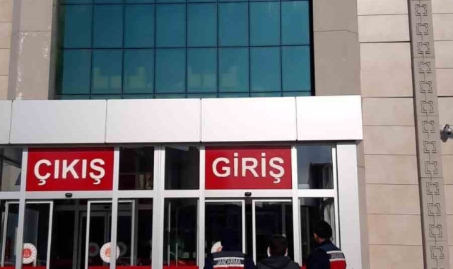 Niğde'de aranan 514 şahsı yakaladı