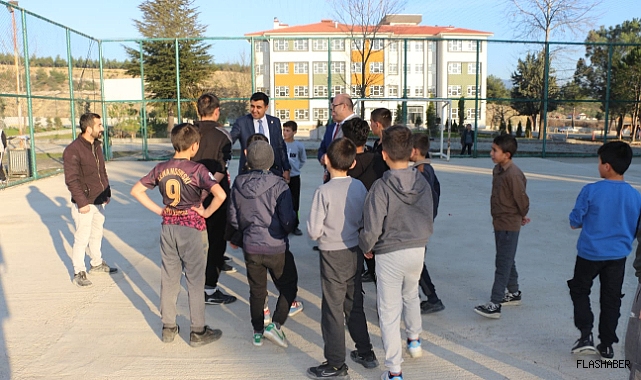 ÖĞRETMEN VE ÖĞRENCİLER İLE BULUŞTU!