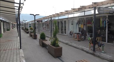 Osmaniye'de konteyner çarşı esnafı 2024 yılından umutlu