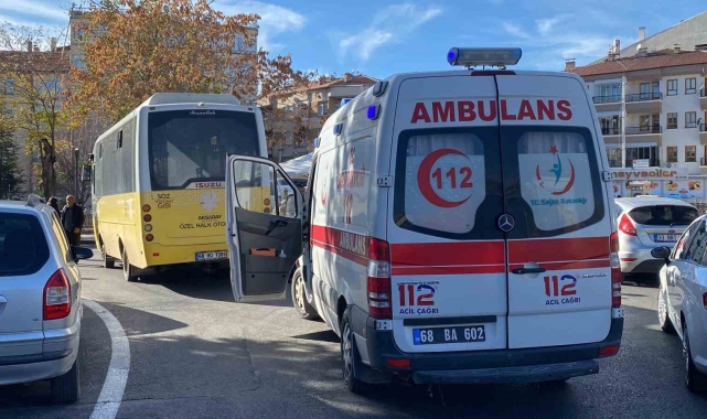 Otobüsün altında kalan kadın ağır yaralandı