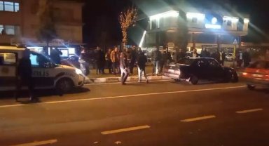 Otomobilin çarptığı kadın metrelerce savruldu