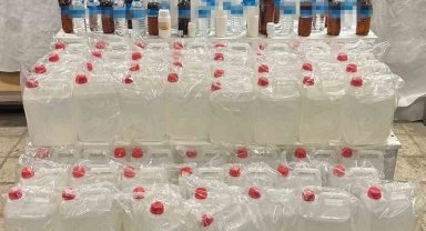 Polis kaçak alkol üreten şahsı yaptığı çalışmayla yakaladı