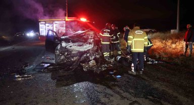 Poz verdiği otomobil sonu oldu