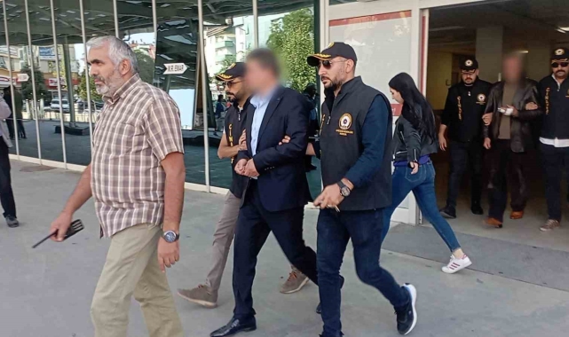 Profesörün yaralanması olayına karışan profesör ve kardeşi hakim karşısında