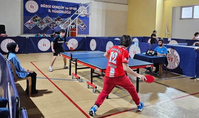 Raketler yarıştı