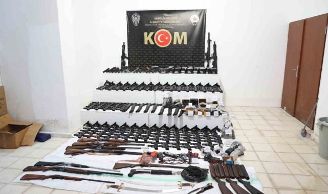 Silah kaçakçılarına "Kafes" operasyonu: Cephanelik ele geçirildi