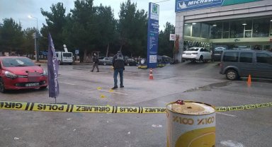 Silahlı saldırıdan iş yerine sığınarak kurtuldu