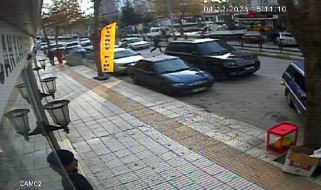 Silahlı saldırının güvenlik görüntüleri ortaya çıktı