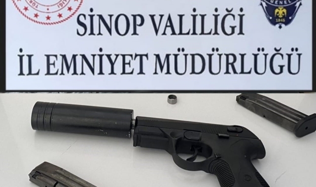 Sinop'ta şok uygulama: Şüpheli şahıstan silah ve susturucu çıktı