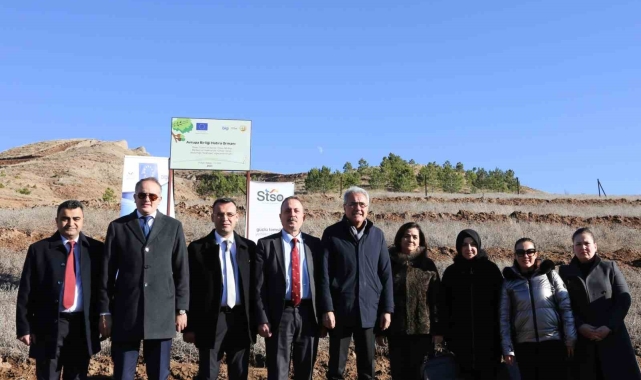 Sivas TSO, 10 bin fidanı toprakla buluşturdu