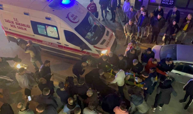 Söke'de motosiklet yayaya çarptı: 2 yaralı