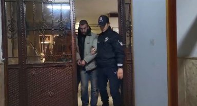 Söndürmediği sigara evini küle çevirdi