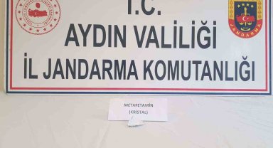 Şüpheli şahısların üzerinde uyuşturucu ele geçirildi