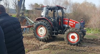 Susurluk'ta traktörle evinden ayrılan gençten haber alınamıyor
