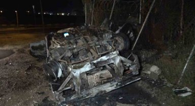 Takla atıp alev topuna dönen araçtan sağ çıktı, olay yerinden kaçtı