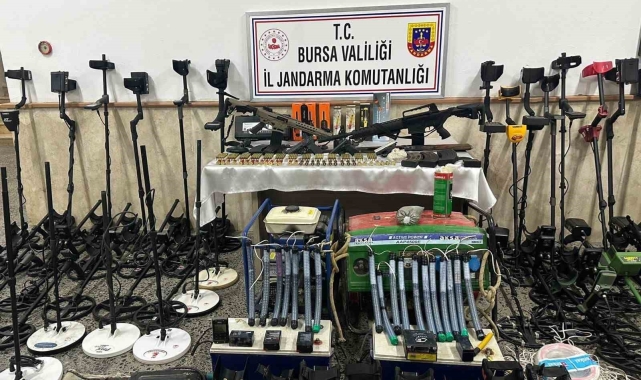 Tarihi eser kaçakçılarına jandarma göz açtırmıyor