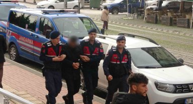 Tek tuş dehşeti önledi: Genç kadının yardımına 3 dakikada yetiştiler