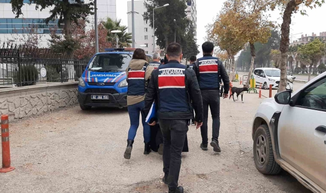 Terör örgütüne kuryelik yapan 2 şahıs tutuklandı