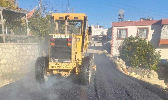 Toroslar'da yollar yenileniyor