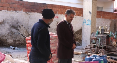 Trafik kazası geçiren Belediye Başkanı Suer görevine başladı