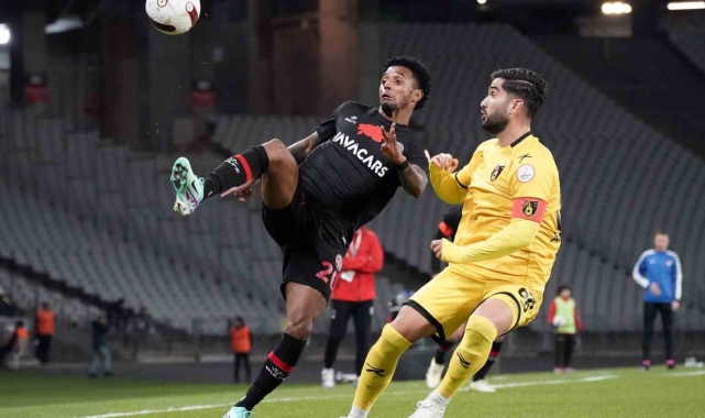 Trendyol Süper Lig: Fatih Karagümrük: 0 - İstanbulspor: 0