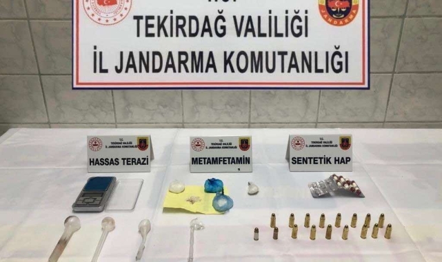 Üç ilçede uyuşturucu ele geçirildi: 3 gözaltı