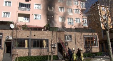 Ümraniye'de alev alev yanan daire kullanılamaz hale geldi