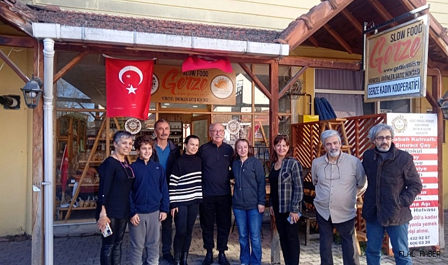 ÜNLÜ OYUNCUDAN KADIN KOOPERATİFİNE ZİYARET!