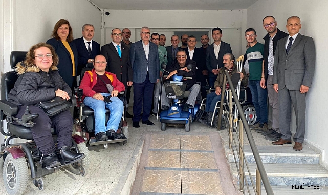 VALİ ÖZARSLAN’DAN ANLAMLI ZİYARET!