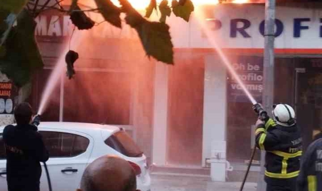 Yalova'da baca yangını