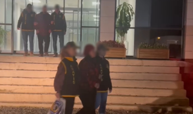 Yalova'da İnterpol kırmızı bülteniyle aranan 2 Iraklı yakalandı