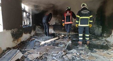 Yüksekova'da korkutan yangın