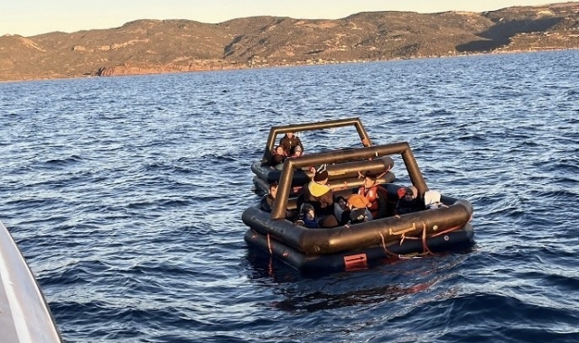 Yunan unsurlarınca ölüme terk edilen 23 kaçak göçmen kurtarıldı